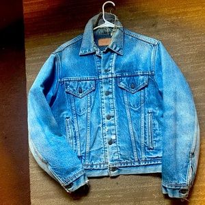 Denim Levi’s jacket